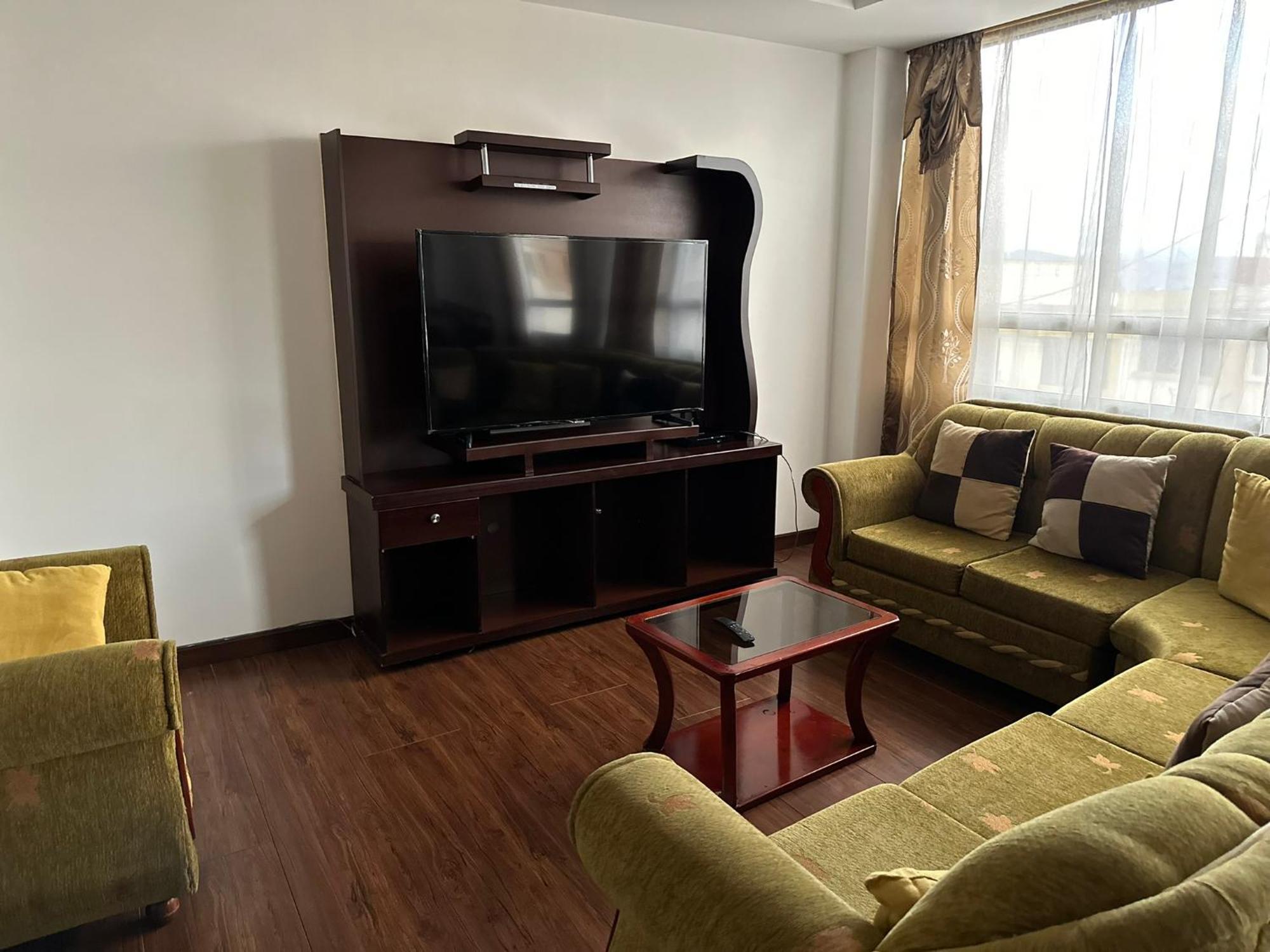 Instant Hotel - Departamento En Амбато Екстер'єр фото