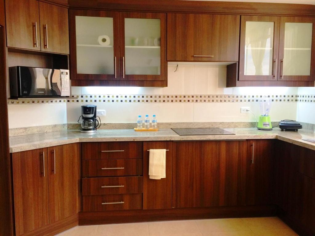 Instant Hotel - Departamento En Амбато Екстер'єр фото
