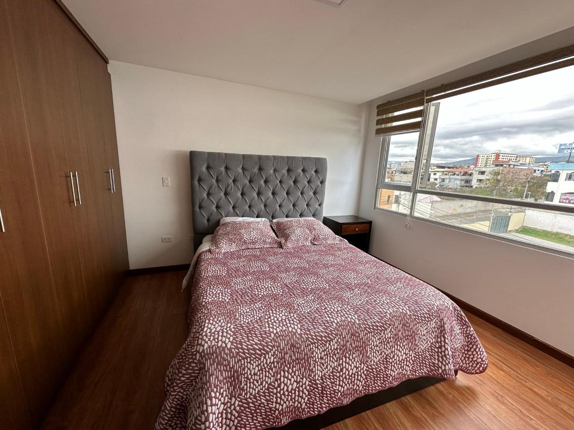 Instant Hotel - Departamento En Амбато Екстер'єр фото