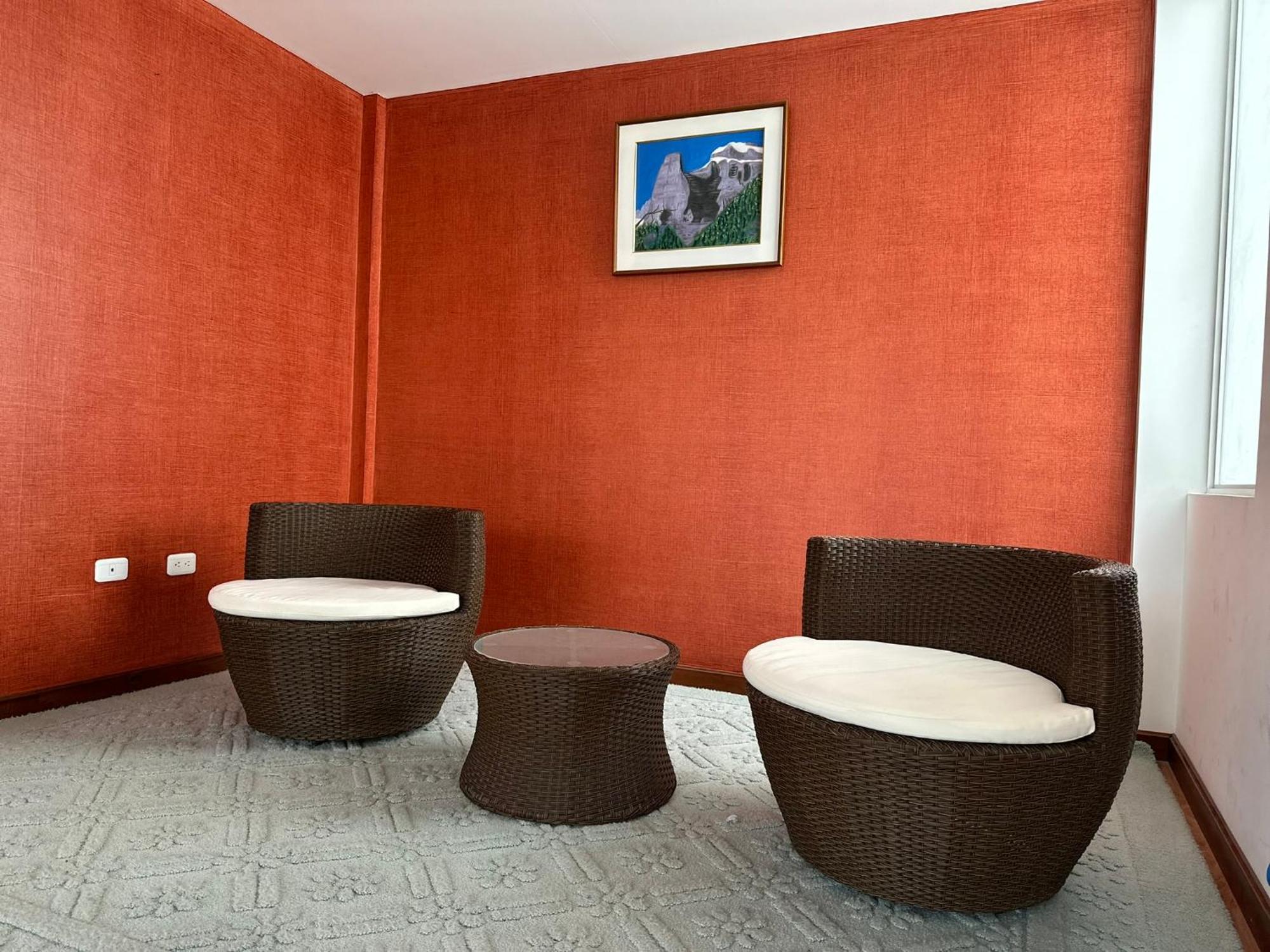 Instant Hotel - Departamento En Амбато Екстер'єр фото